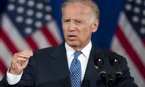 بایدن به کلیسا رفت/ عکس