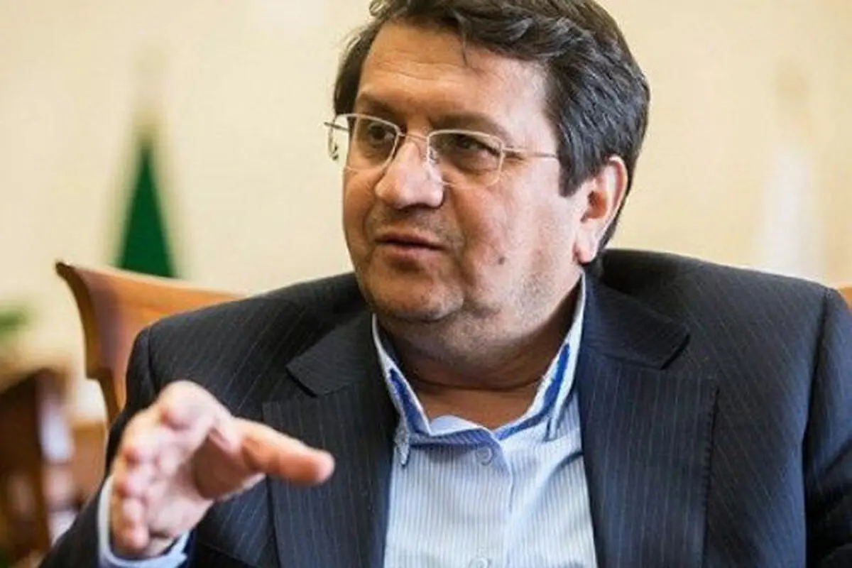 وعده همتی درباره بازار ارز؛ دست‌مان برای مدیریت نرخ بازتر می‌شود
