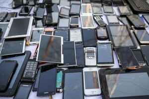 دستگیری فروشنده گوشی‌های سرقتی در یزد