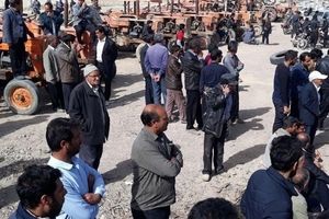 تجمع کشاورزان شرق اصفهانی به دلیل عدم تحقق وعده‌های مسئولان