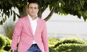 یکی از بدترین لحظات فوتبالی علی کریمی/ عکس