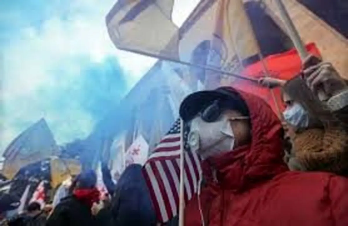 اعتراضات هزاران نفری در گرجستان، هم‌زمان با سفر پامپئو