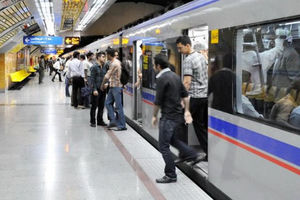 مذاکره برای کاهش خط مبنای تعیین شده جابه جایی مسافران مترو