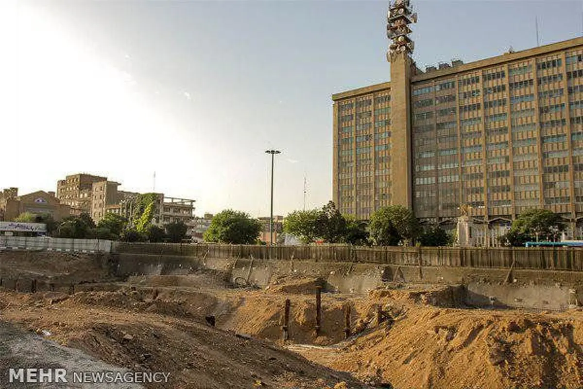 وضعیت نامشخص ساماندهی میدان توپخانه/ گود بلدیه بی صاحب است