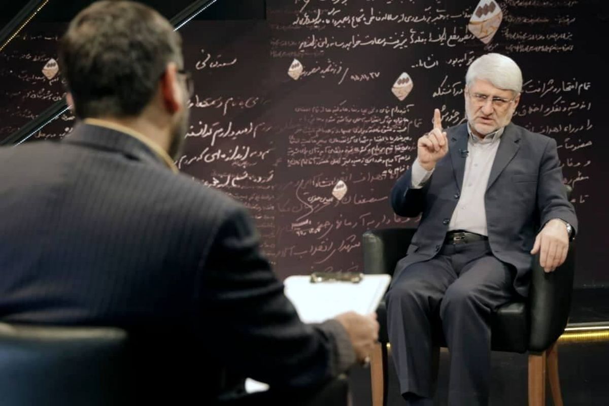 فرهنگی: نمی‌دانم قالیباف برای ۱۴۰۰ برنامه‌ای دارد یا نه