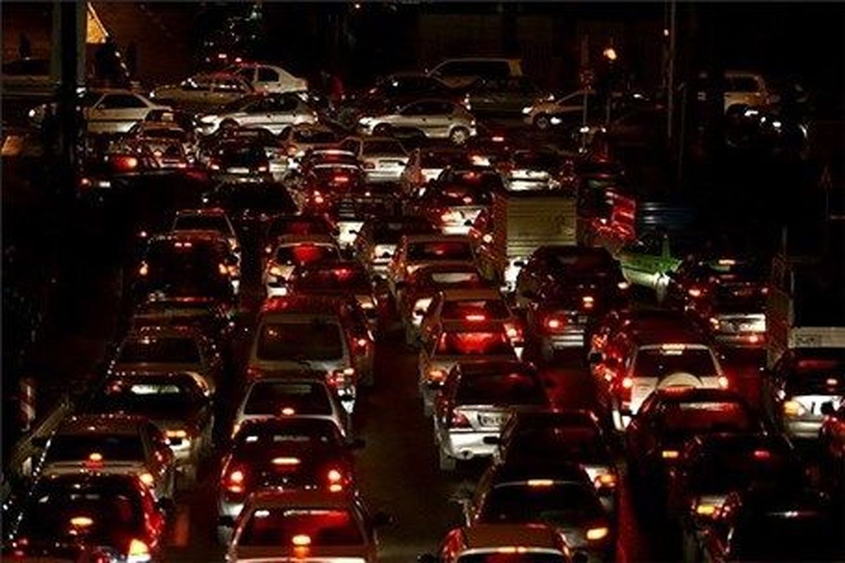 عجیب و باور نکردنی/ تصویری از ترافیک سنگین در آزادراه قزوین - کرج