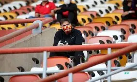 به جای سرمربی استقلال، من عذرخواهی می‌کنم