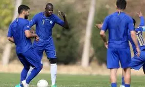 دیاباته به عمران زاده: چرا مهاجم را تعویض می‌کنید؟!