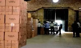 ۲ انبار احتکار لوازم خانگی به ارزش ۲۰ میلیارد ریال در جیرفت کشف شد