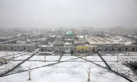 بارش برف پاییزی در حرم امام رضا(ع)/ عکس‌ها