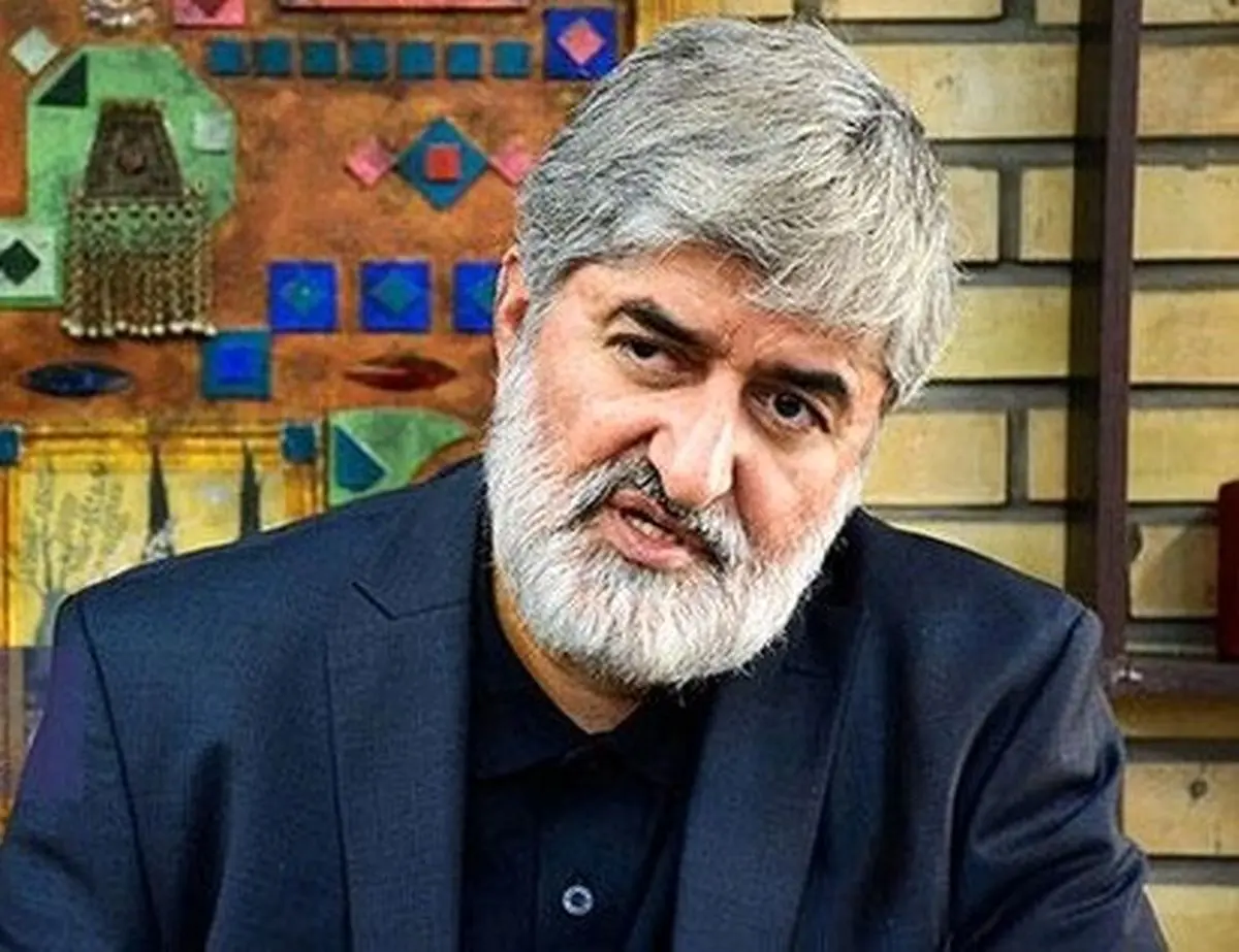 رئیس جمهور نظامی یعنی در مملکت قحط الرجال است