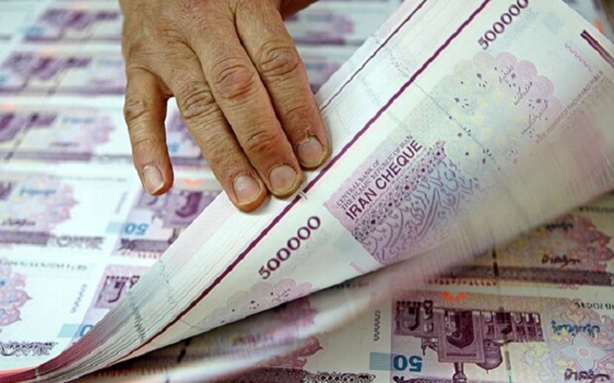 فروش اوراق دولتی در آبانماه ۴.۵ برابر شد