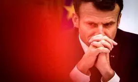 وزیر پاکستانی توییت حاوی "تشبیه ماکرون به نازی‌ها" را حذف کرد