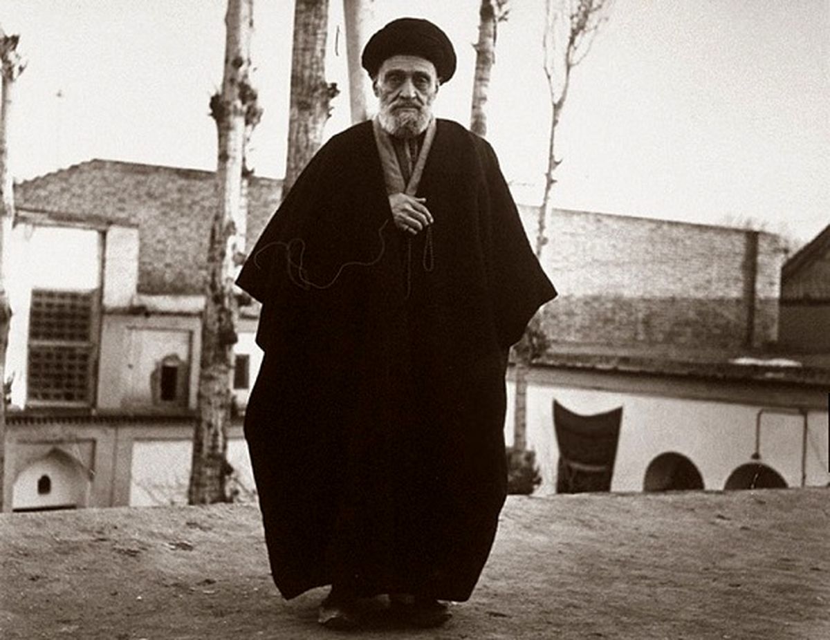 جزئیات دیدارهای آیتالله کاشانی با نماینده آمریکا