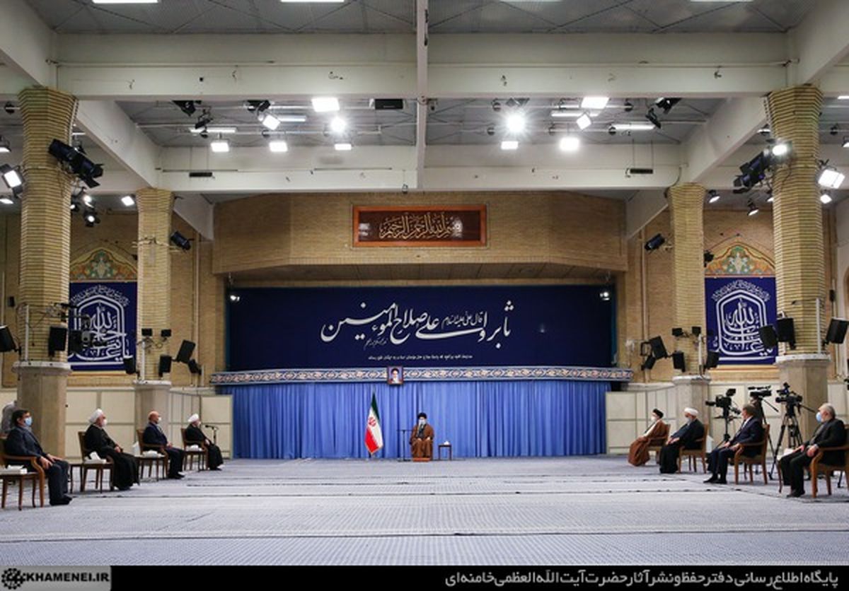 رهبر انقلاب: مسیر رفع تحریم را یک بار امتحان کردیم اما به نتیجهای نرسید