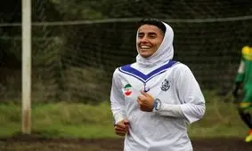 سارا قمی، کاپیتان تیم ملی فوتبال بانوان ایران خداحافظی کرد