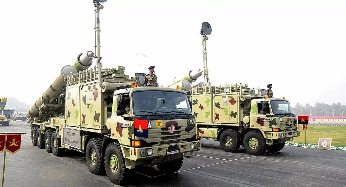 پرتاب آزمایشی موفقیت‌آمیز موشک پیشرفته "براهمس" هند