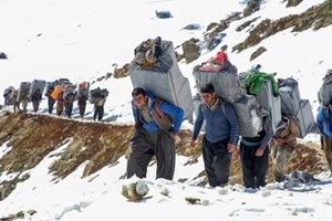 بازارچه‌های مرزی مرهمی برای درد کولبری در کردستان