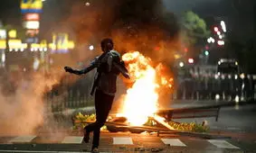 حمله پلیس برزیل به معترضان با گلوله‌های پلاستیکی