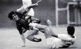 تنها بازیکن ایرانی که مارادونا را شکست داد