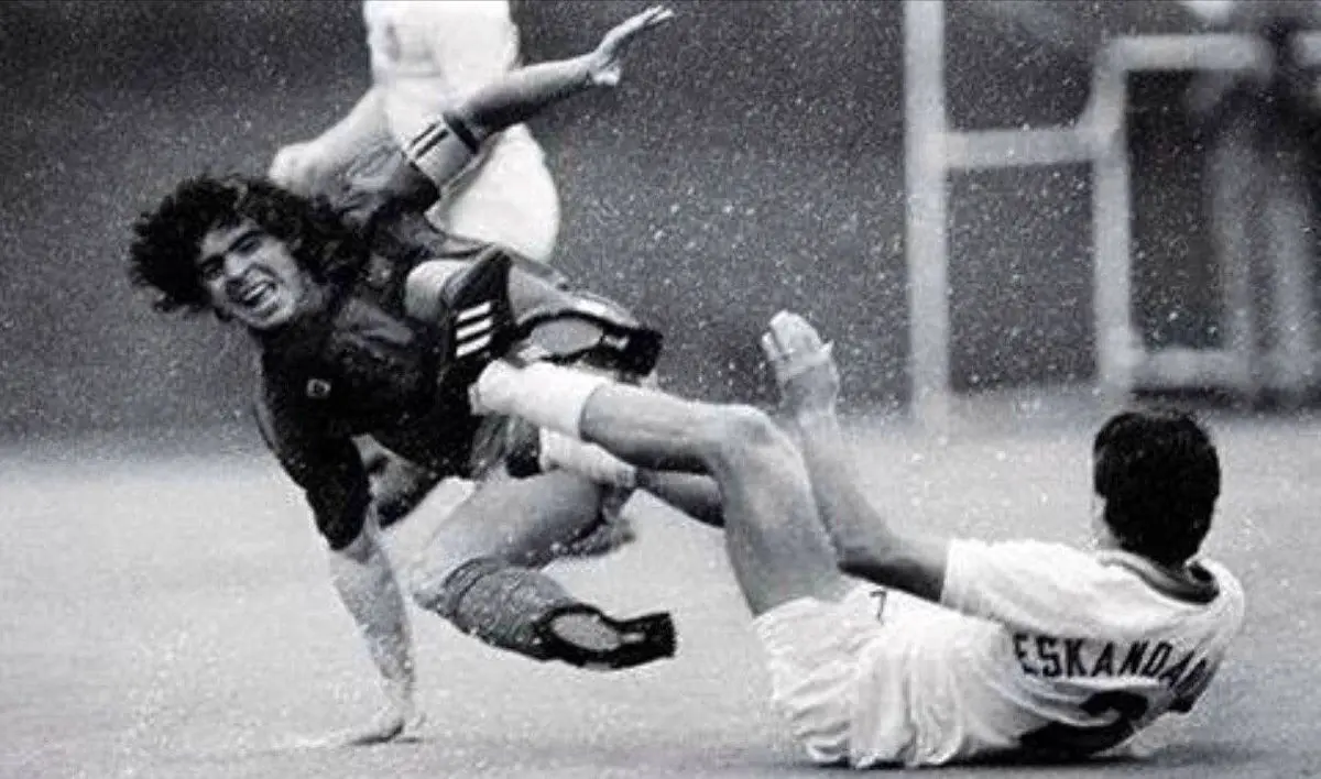 تنها بازیکن ایرانی که مارادونا را شکست داد