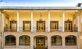 عمارت ارباب هرمز؛ عمارتی ۱۱۰ ساله/ عکس