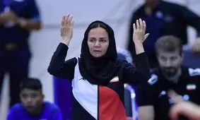 کرونا، ماسک را به زمین مسابقه دختران والیبال آورد