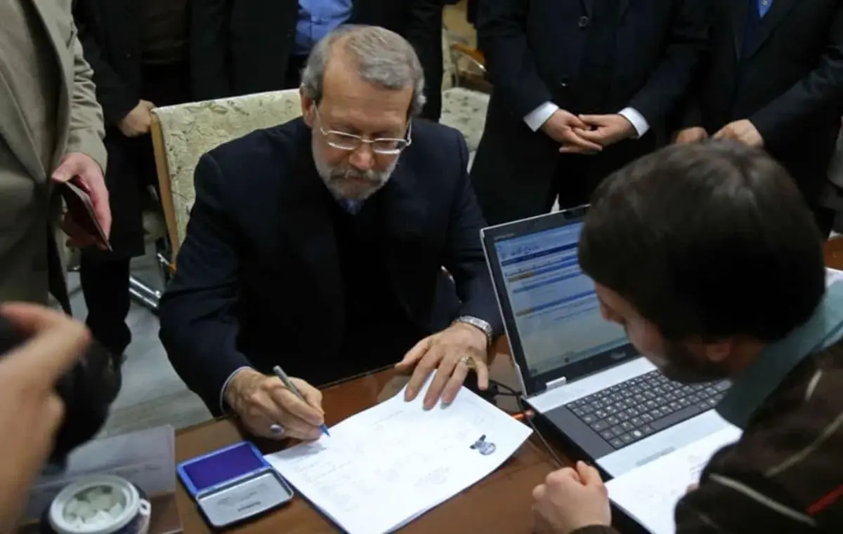 بازگشت کارگزاران سر خانه اول؛ حمایت از لاریجانی