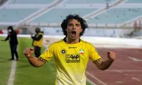 خالکوبی جدید نورافکن/ عکس