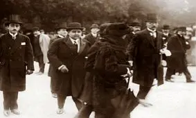 احمدشاه گفته دو ماه دیگر به ایران خواهم رفت