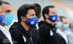 آقا صمد، سرمربی استقلال مقابل پیکان