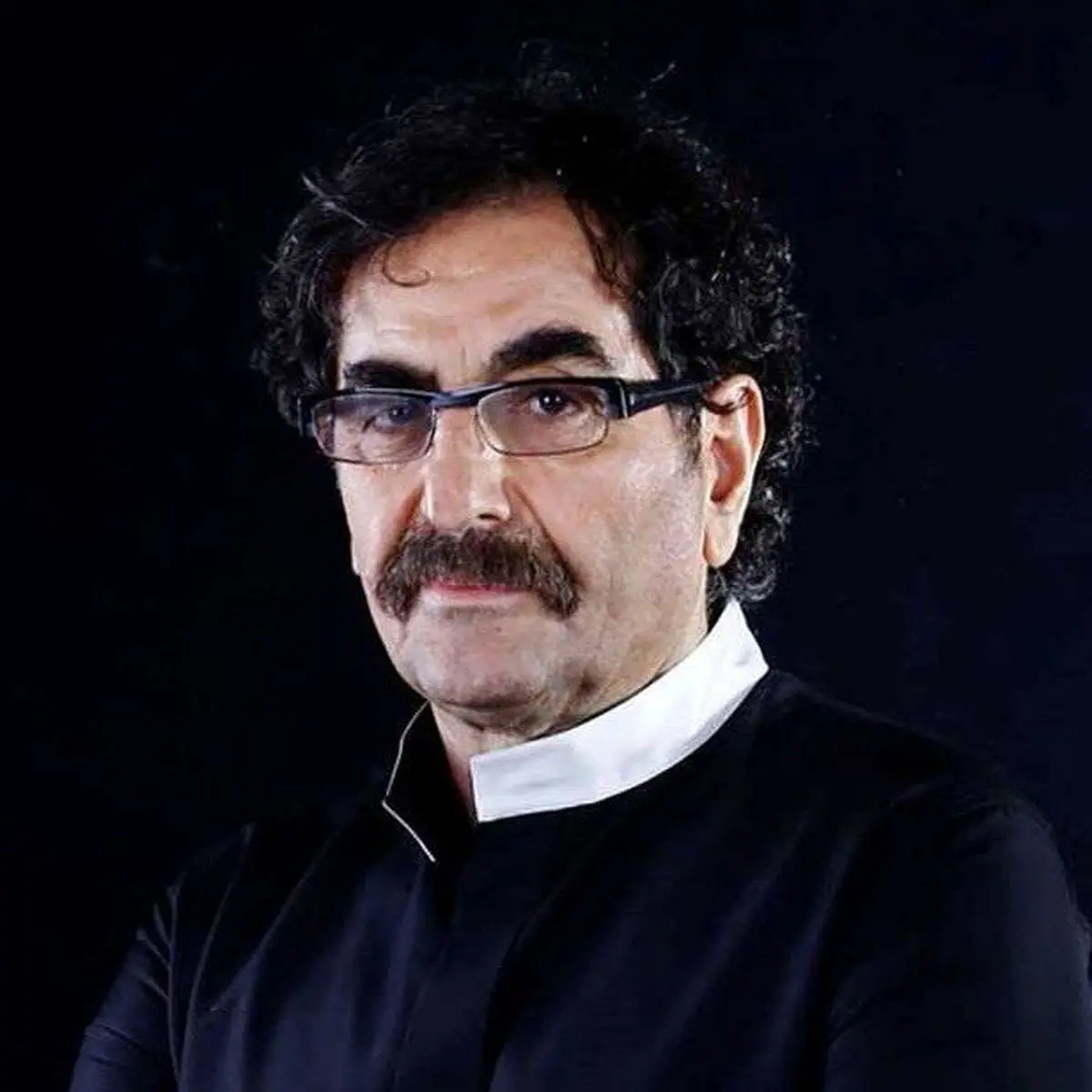 آوازی که شهرام ناظری بر مزار نیما سر داد!