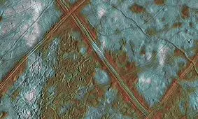 درخشش نور سبزرنگ در یخ‌های سطح قمر مشتری