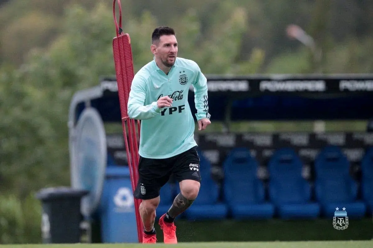 آیا لیونل مسی کرونا دارد؟