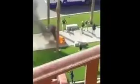 یک شهروند مصری با پخش زنده در میدان التحریر قاهره خودسوزی کرد