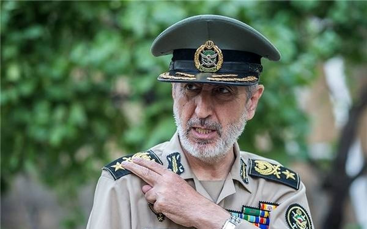 فرمانده خوشنام ارتش خبرساز شد/ ویدئو