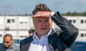 ادعای عجیب رئیس تسلا: تست‌های کرونا قلابی است!