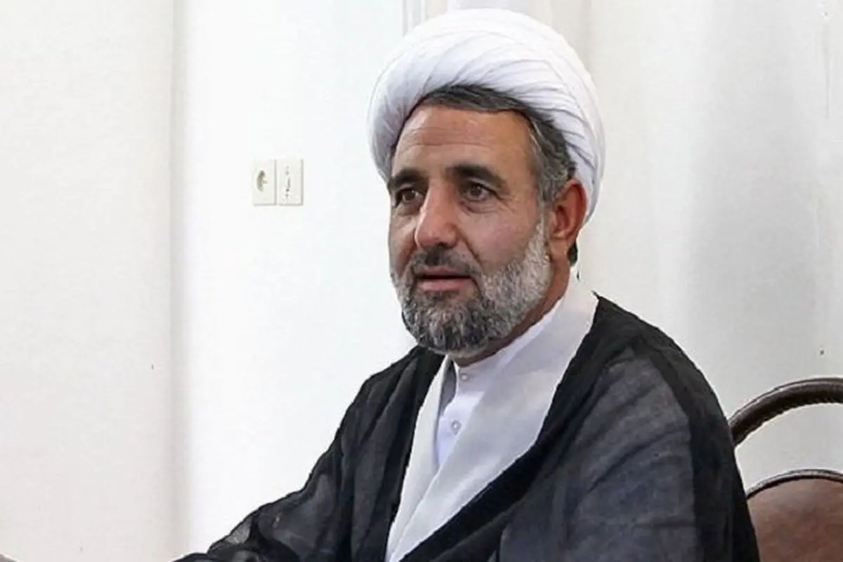 جریان نفوذی در حوزه های علمیه باید شناسایی شود