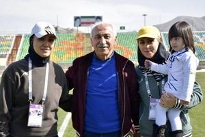 وضعیت فوتبال زنان ایران در گفت وگو با نصرت ایراندوست
