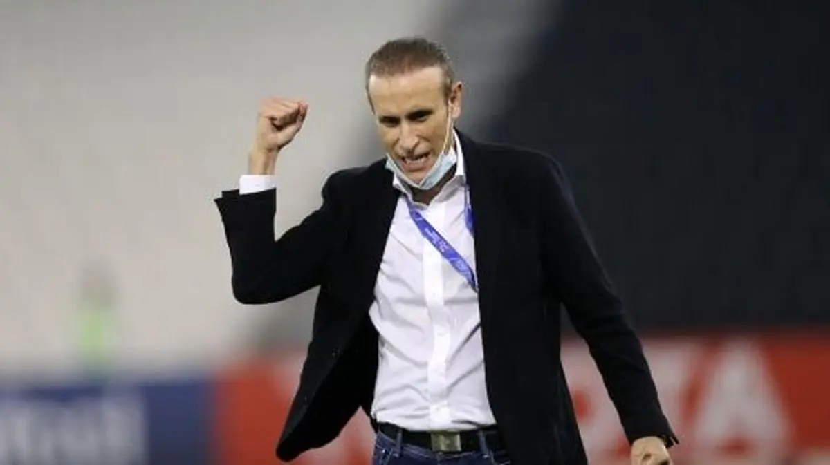 گل‌محمدی بهترین سرمربی غرب آسیا شد