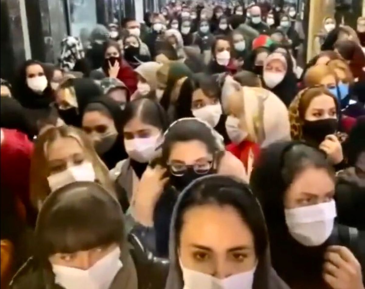 اگر کرونا گرفتید، بروید همان حراجی ۳۹ هزار تومانی!