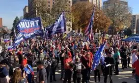 تظاهرات هواداران ترامپ با جلیقه ضدگلوله و اسلحه در واشنگتن/ ویدئو