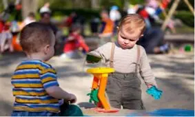 بازی هایی که خجالت را از کودک شما دور می‌کند