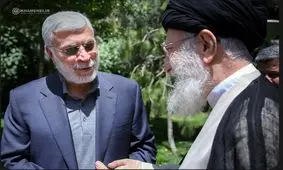 رهبر انقلاب خطاب به ابومهدی در حیاط بیت رهبری: هر شب به اسم تو را دعا می‌کنم، ابومهدی!/ ویدئو