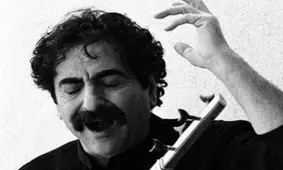 فیلم زیرخاکی از اجرای شهرام ناظری در سال‌های قبل از انقلاب