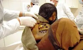 جسد سالم دختر ۵۰۰ ساله!/ ویدئو