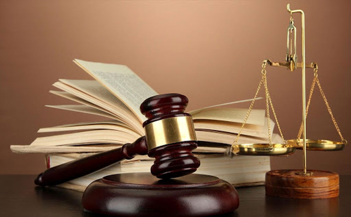 ۱۰ وکیل و کارچاق‌کن در حوزه دیوان عدالت اداری بازداشت شده‌اند