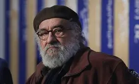 داریوش ارجمند: برخی منتظرند ببینند بایدن بهتر است یا ترامپ؛ گور پدر همه‌شان!