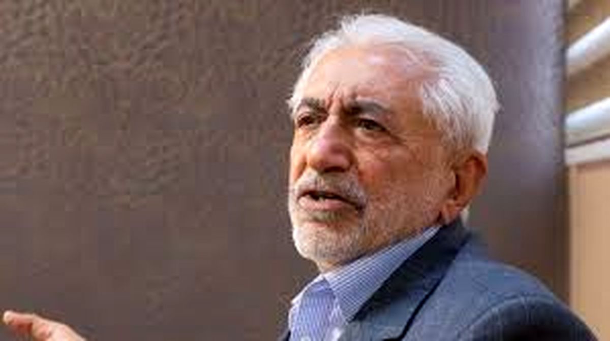 شخصیتهای نظامی در انتخابات رای ندارند / احزاب در ایران فقط سنگ خود را به سینه میزنند / مسئولان با عملکردشان دنبال رای مردم باشند