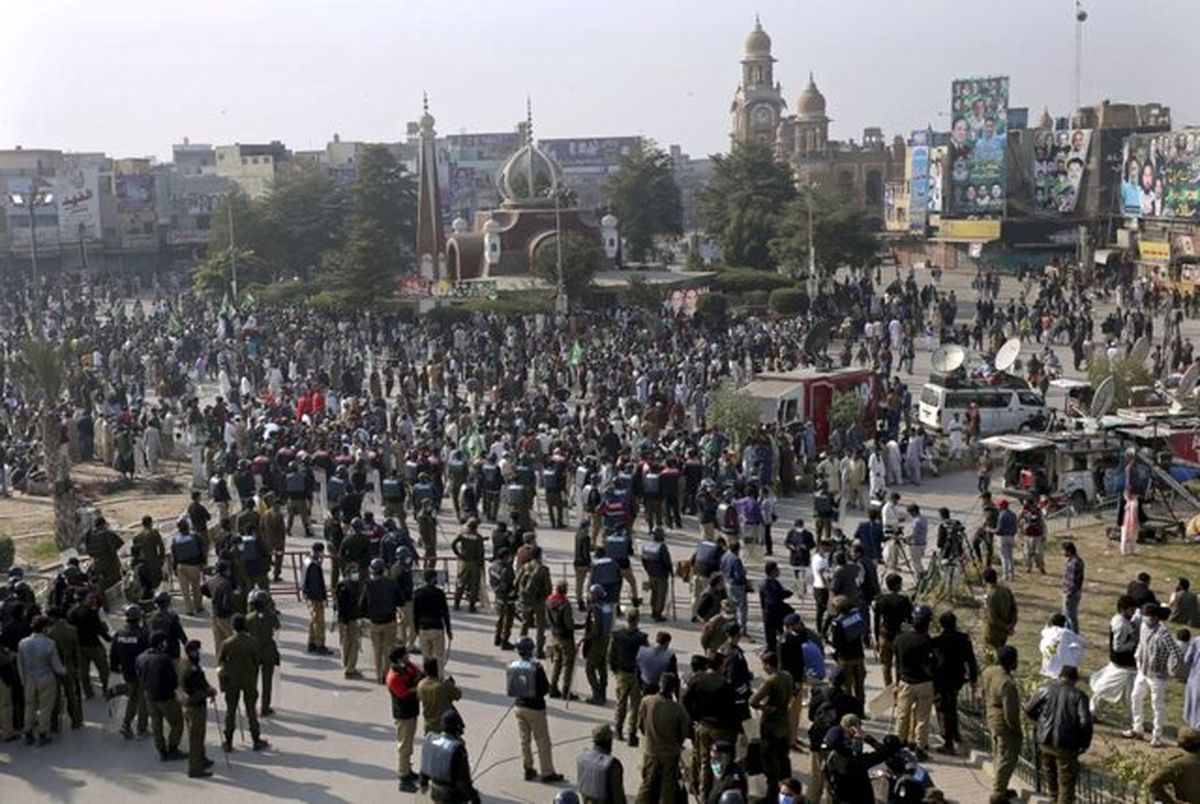 تظاهرات گسترده مخالفان دولت در مرکز پاکستان